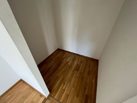 WINTERAKTION – Erster Monat Mietfrei! Moderne 3-Zimmerwohnung mit Balkon! - Foto 5