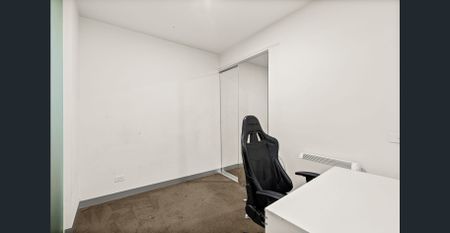 Prime location fully furnished apartment - Photo 5