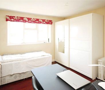 3 bedroom maisonette to rent - Photo 4