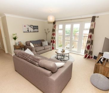 2 bedroom flat to rent - Photo 1