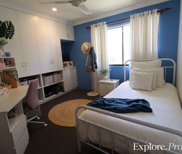 Well maintained home in Eimeo - Photo 6