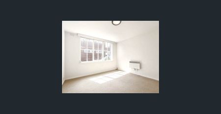 LIGHT FILLED LARGE 1 BEDROOM IN TREELINED LOCATION - Photo 5