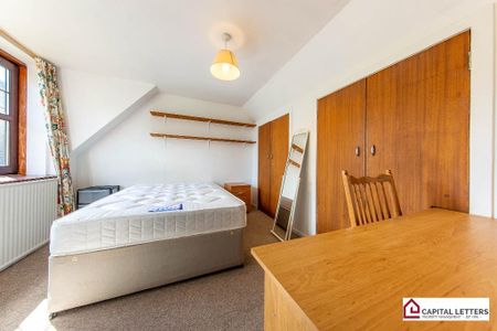 3 bedroom flat to rent - Photo 4