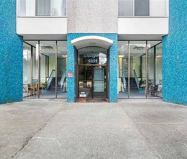 Spacious 1BR condo with balcony near UBC - Photo 1