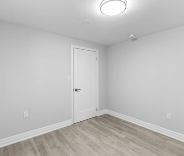 For Lease - 45 Hayward Crescent Unit# B, Guelph, Ontario - Photo 3