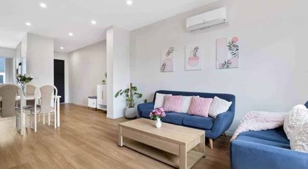 Townhouse Backing Reserve - Available Now! - Photo 2