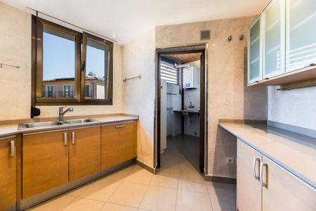 3 room luxury Flat for rent in Palma de Mallorca, Balearic Islands - Photo 2