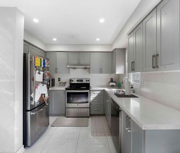 For Lease - 45 Alexis Way, Whitby, Ontario - Photo 2