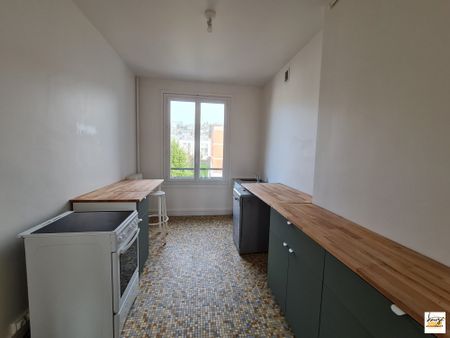 Location Appartement 3 pièces 91m² LE HAVRE 76600 - Photo 2