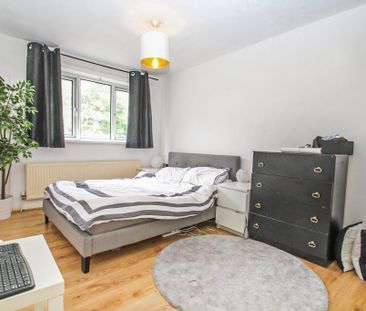 2 bedroom semi-detached house to rent - Photo 4