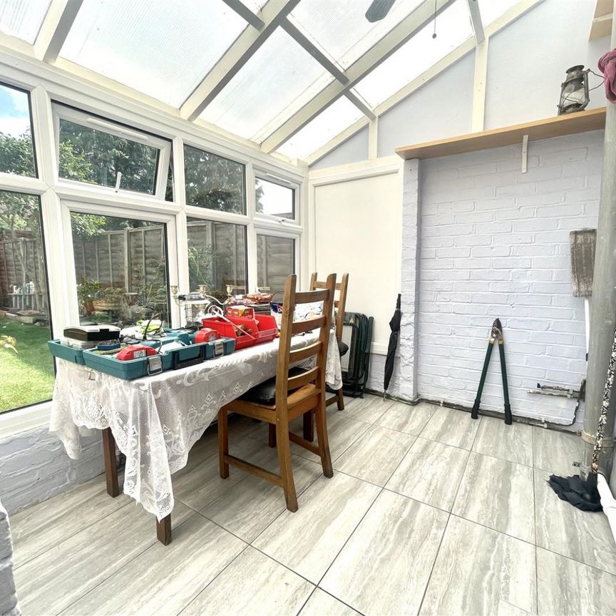 2 Bedroom House To Let - Photo 1