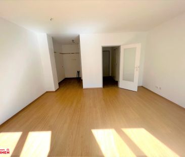 Ruhige 2-Zimmerwohnung mit Balkon in den Innenhof - Foto 2