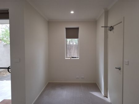 4/12 Stockdale Street, Dickson, ACT 2602 - Photo 3