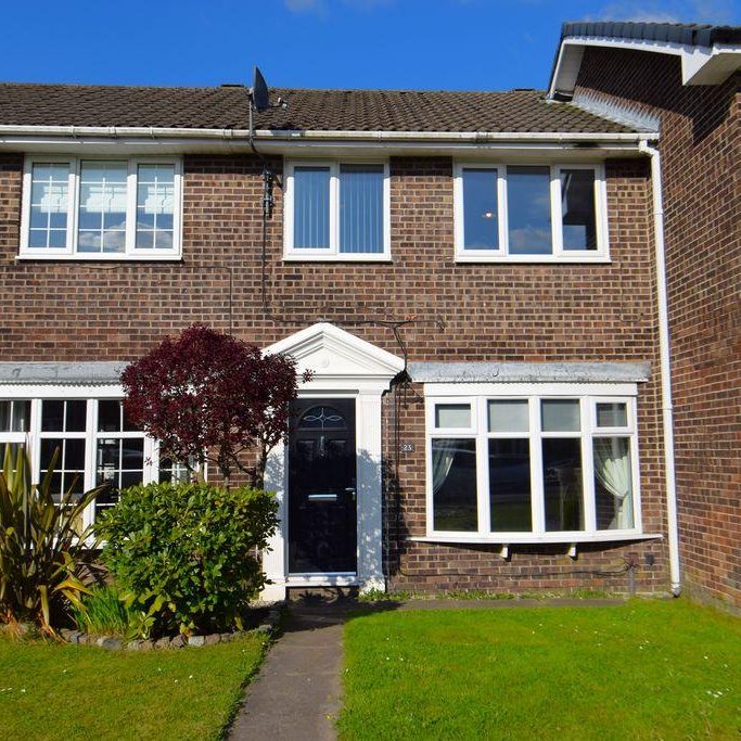 3 bedroom semi-detached house to rent - Photo 1