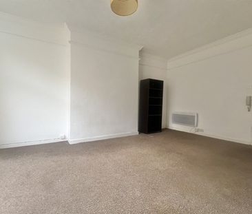 Apartment Available Arranging tenancy - Photo 2