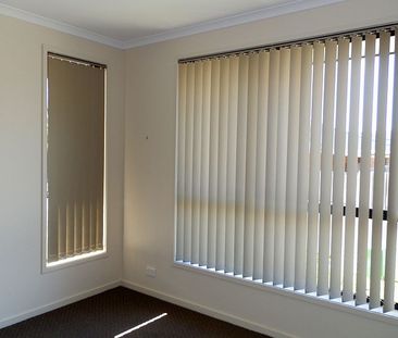 Appealing two bedroom home - Photo 4