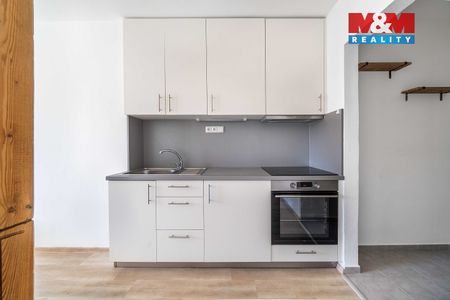 Pronájem bytu 1+kk 35 m² - Photo 2