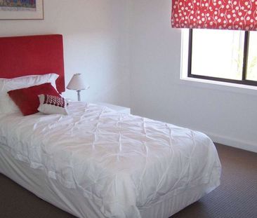 4 Jensen Avenue - Photo 5