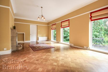 6 bedroom detached house to rent - Photo 2