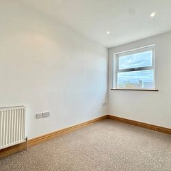 Cliftonville Avenue, Cliftonville, Margate, CT9 2ET, Kent - Photo 2