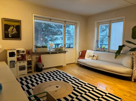 Per Lindeströms väg, Johanneshov - Photo 2