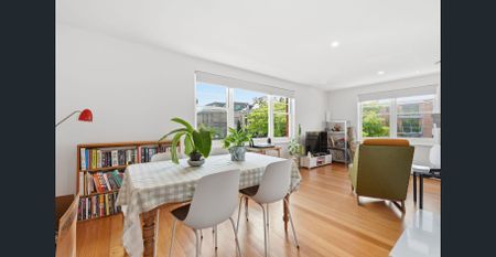 Charming Battery Point Unit for Rent - Photo 4