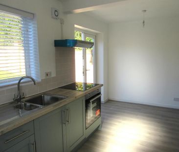 3 bedroom detached house to rent - Photo 4