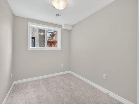 For Lease - 80 Willson Drive, Thorold, Ontario - Photo 4