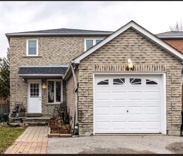 For Lease - 40 Delany Crescent, Barrie, Ontario - Photo 1