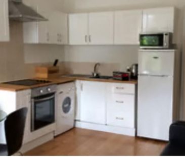 2 bedroom flat share to rent - Photo 2