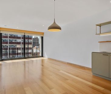 THE COMMONS - Inner City Apartment - Photo 2