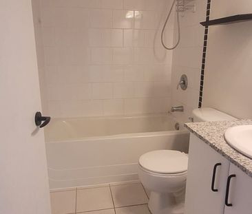 For Lease - 33 Sheppard Avenue Unit# 3409, Toronto, Ontario - Photo 6