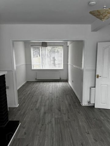 16 Princes Drive Newtownabbey, BT37 0AZ - Photo 4