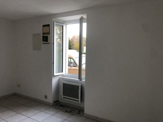Location Maison 4 pièces 71m² ST AULAYE PUYMANGOU 24410 - Photo 1