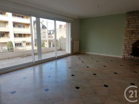 Location Appartement 4 pièces 120m² BRIVE LA GAILLARDE 19100 - Photo 2