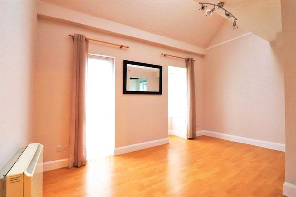 Heatherbank Close, Crayford, Dartford, DA1 3PN - Photo 1