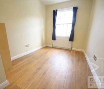 Hook Road, Epsom, KT19 - Photo 2