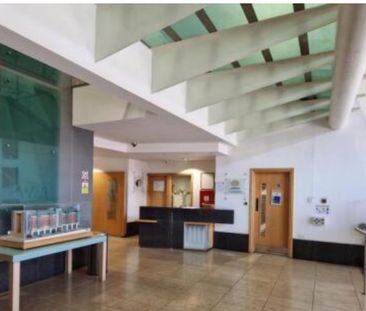 1 Bed Flat, Whitworth Street West, M1 - Photo 2