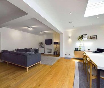 Andover Road, Newbury, Berkshire, RG14 - Photo 2