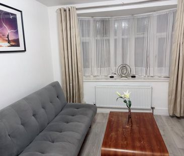 3 Bed Terraced House, Walsgrave Road, CV2 - Photo 3