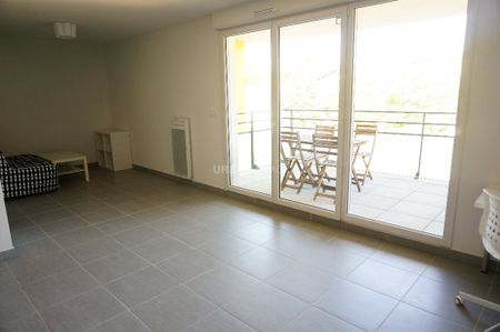 Location Appartement 1 pièce 35m² MONTPELLIER 34090 - Photo 2