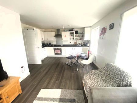 Kenyon Way, Slough, SL3 8ES - Photo 3