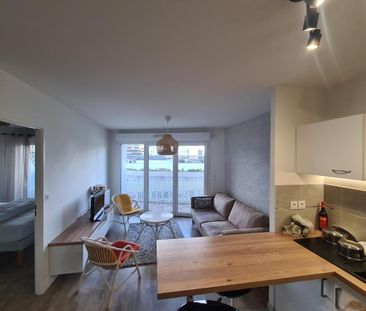 Appartement meublé, d'environ 38 m² - Quartier Gare Sud - Photo 5