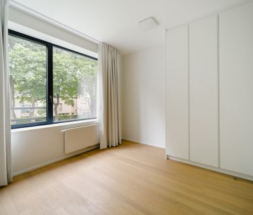 Prins van Oranje, Ukkel - Photo 1