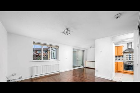 3 Bed Semi-Detached House, Marshalls Close, N11 - Photo 2