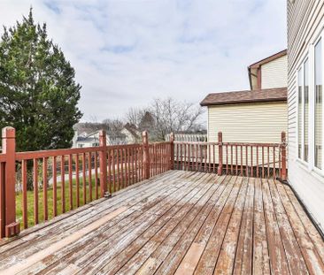 For Lease - 37 Banner Crescent, Ajax, Ontario - Photo 6
