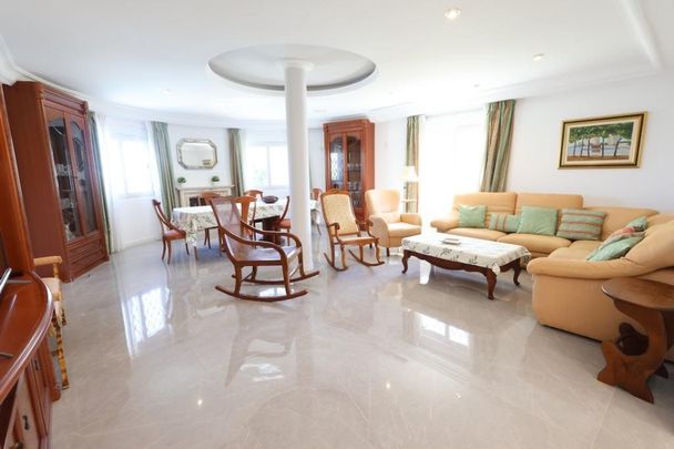 Villa de Lujo en Primera Línea de Playa en Cala Capitán - Photo 1
