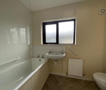 12 The Cherry Walk, Carrickfergus, BT38 8HD - Photo 5