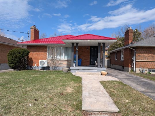 For Lease - 614 ROSS Street, London East, Ontario - Photo 1