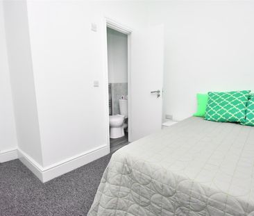 1 bed house share to rent in Bar Street, Burnley, BB10 - Photo 1